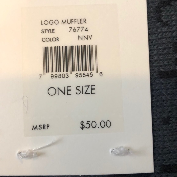 NWT Calvin Klein Navy Blue Men’s Scarf - Picture 9 of 9